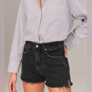 Abercrombie High Rise Black Denim 4” Mom Short